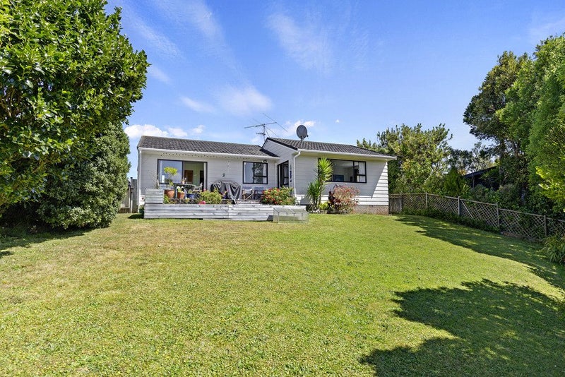 3 Owaka Close, Kelson, Lower Hutt - Carousel 2