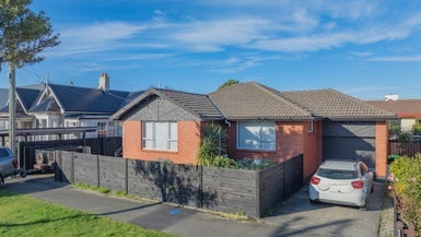 20 Albert Street, Saint Clair, Dunedin - Carousel 1