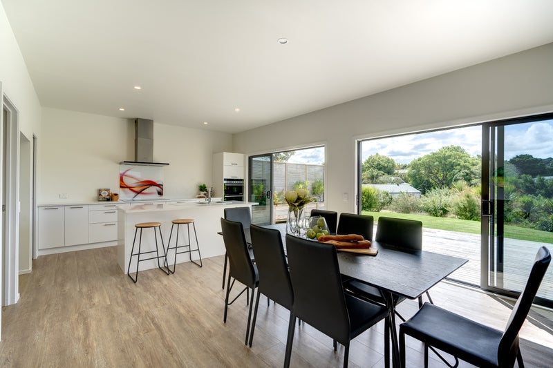 10 Derwin Lane, Parua Bay, Whangarei - Carousel 1