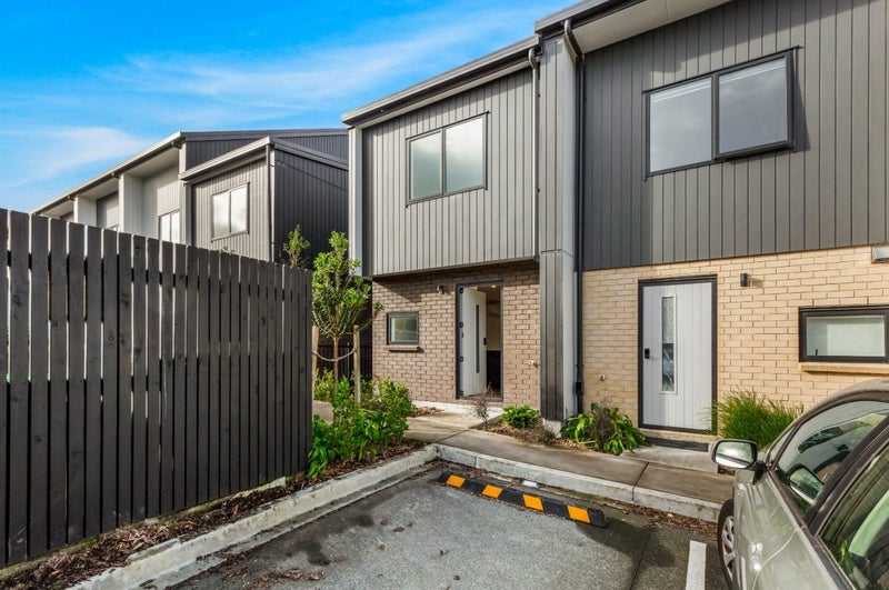 11 Jabuka Street, Glen Eden, Auckland - Carousel 2