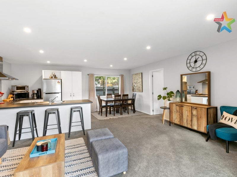 6C WATKINS GROVE, TAITA, LOWER HUTT - Carousel 1