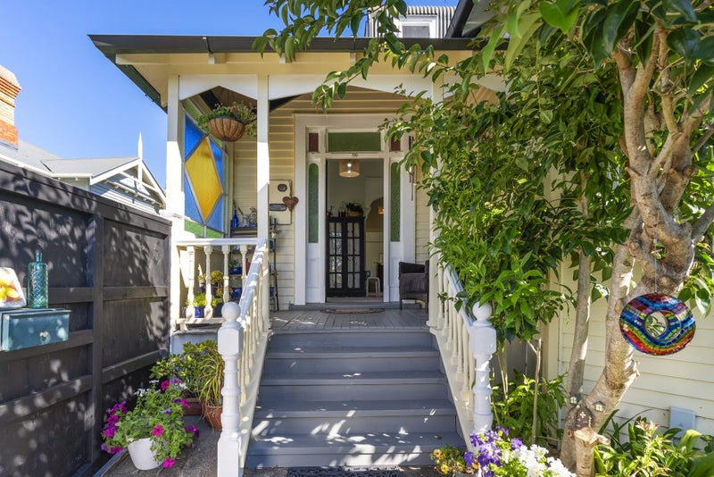 22 Tuarangi Road, Grey Lynn, Auckland - Carousel 1