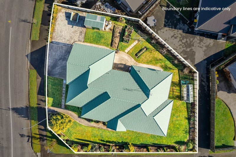 35 Severn Street, Green Island, Dunedin - Carousel 19