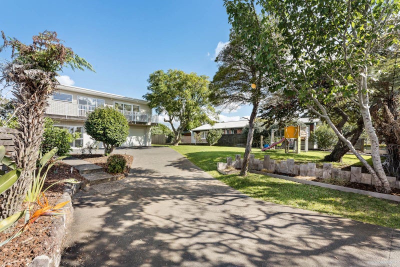 7 Patricia Place, Hillpark, Auckland - Carousel 2
