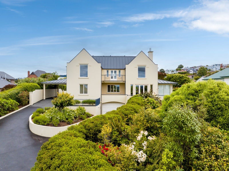 17 Granville Terrace, Belleknowes, Dunedin - Carousel 2