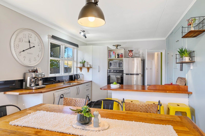 25 Litchfield Street, Redwoodtown, Blenheim - Carousel 2