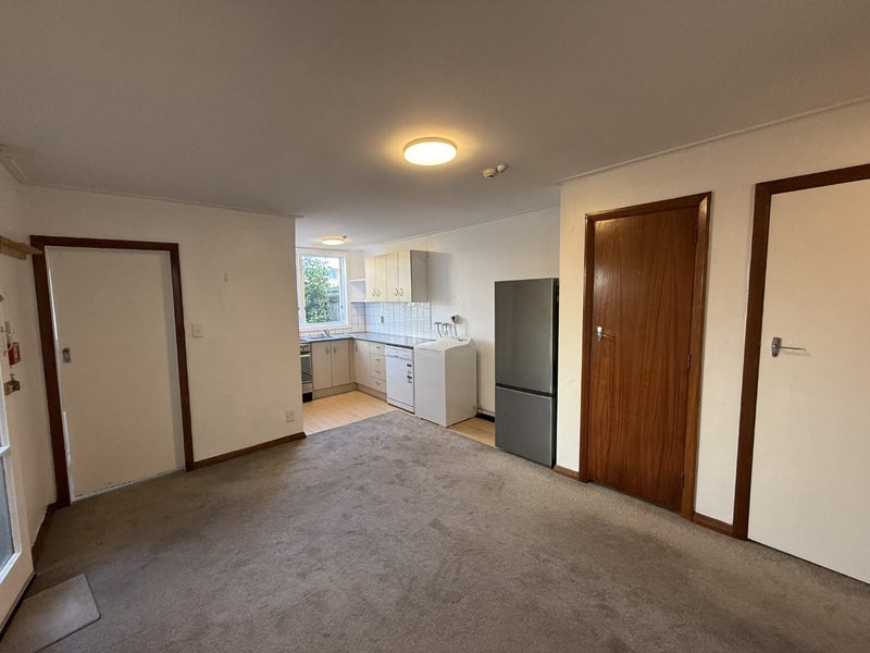 86 Roxburgh Street, Mount Victoria, Wellington - Carousel 1