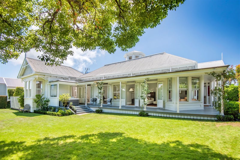 126 Calliope Road, Stanley Point, Auckland - Carousel 1
