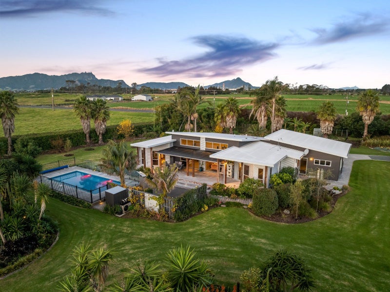 650 One Tree Point Road, Whangarei - Carousel 1