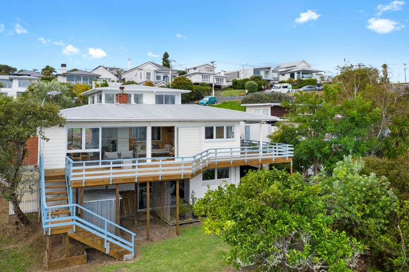 38 Tizard Road, Birkenhead, Auckland - Carousel 1
