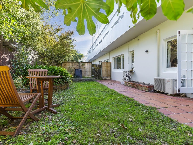 4/1 Hobson Street, Pipitea, Wellington - Carousel 15