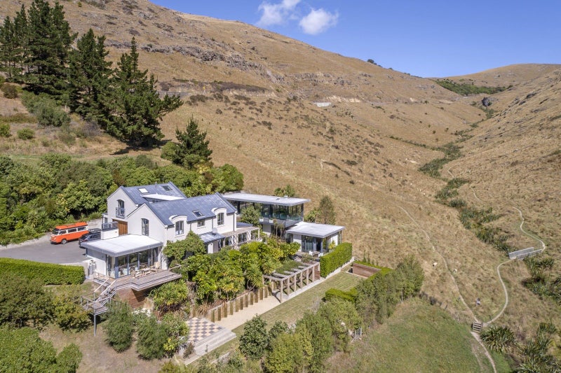 94 Sumnervale Drive, Sumner, Christchurch - Carousel 1