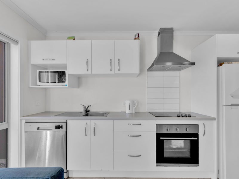 10/113 Knighton Road, Hillcrest, Hamilton - Carousel 1