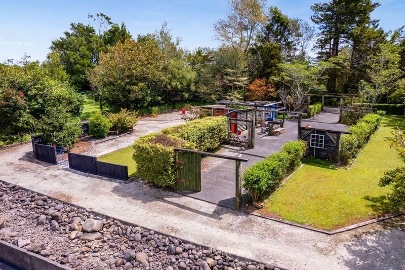 1283 Mangorei Road, Mangorei, New Plymouth - Carousel 20