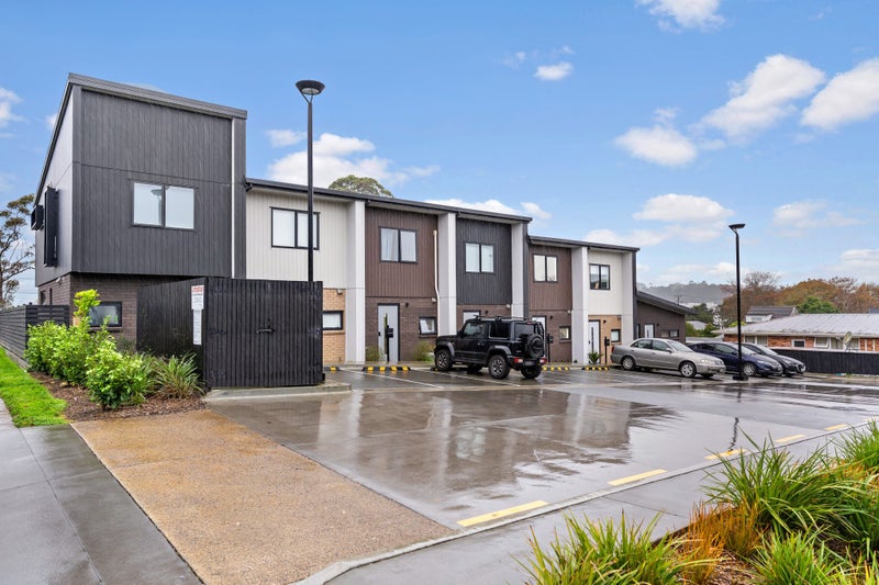 5/107 Selo Street, Glen Eden, Auckland - Carousel 1