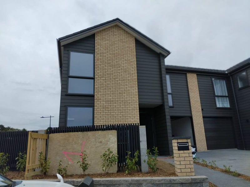 21 Hillock Rise, Ramarama, Drury - Carousel 1