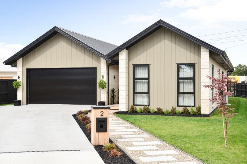 2 Whakahaumako Road, Leamington, Cambridge - Carousel 1