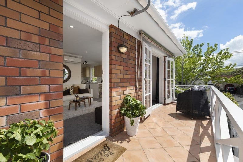 3/30 Patteson Avenue, Mission Bay, Auckland - Carousel 1