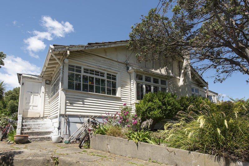 120 Seatoun Heights Road, Seatoun, Wellington - Carousel 1