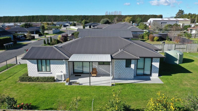 2 Penelope Place, Te Puke - Carousel 2