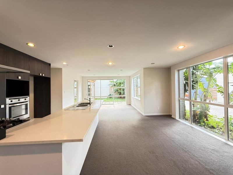 3 Popokatea Drive, Takanini, Auckland - Carousel 2