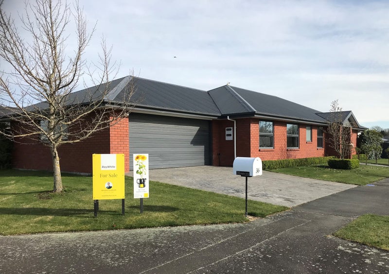 36 Reighton Drive, Allenton, Ashburton - Carousel 1