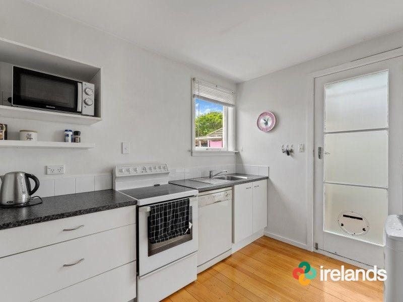 2/108 Cranford Street, St Albans, Christchurch - Carousel 1