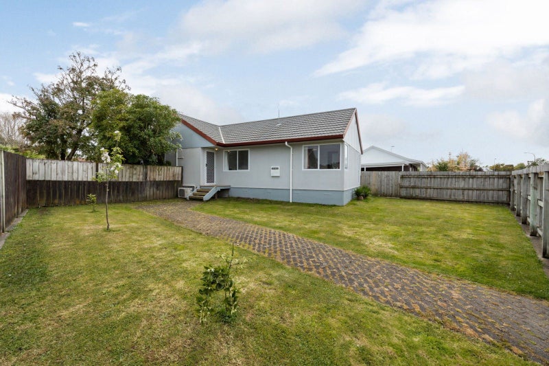 6 Kentucky Crescent, Nawton, Hamilton - Carousel 2