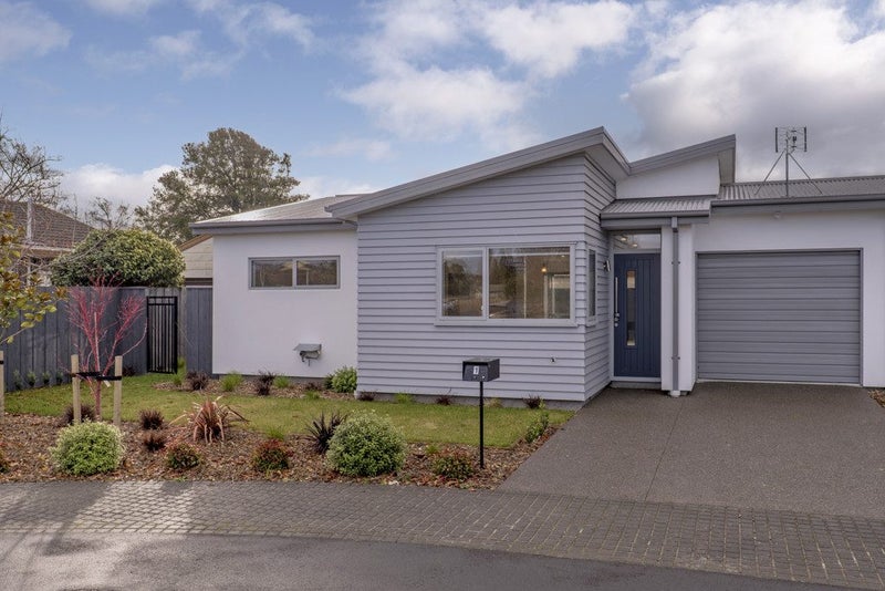 1 Kakapo Lane, Redwood, Christchurch - Carousel 1