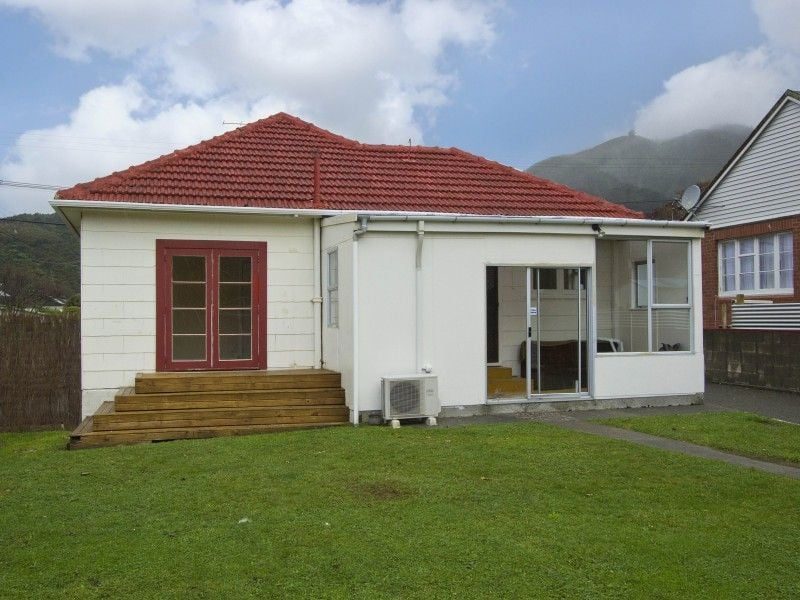 86 Seddon Street, Naenae, Lower Hutt - Carousel 2