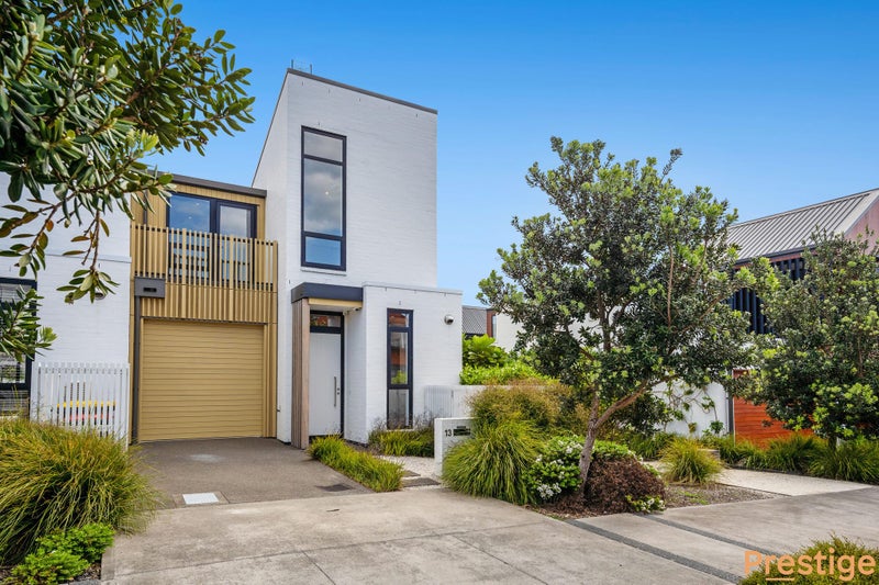 13 Isitt Road, Hobsonville, Auckland - Carousel 1