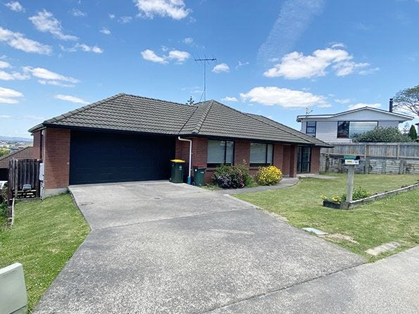 44 Saralee Drive, Manurewa, Auckland - Carousel 2