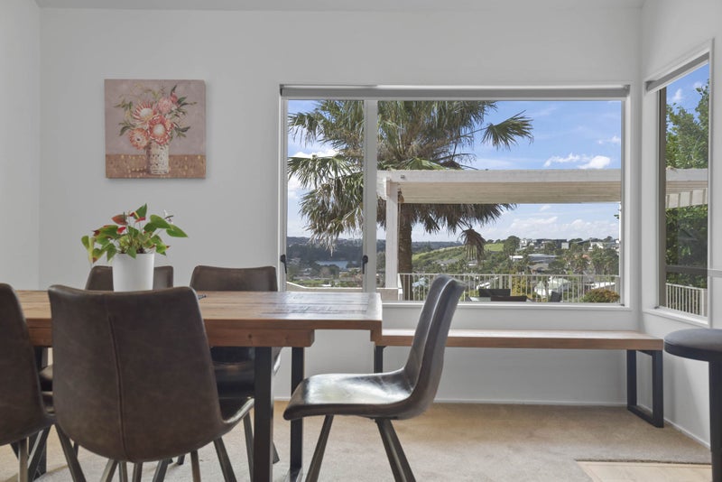 49 Kestrel Heights, Arkles Bay, Whangaparāoa - Carousel 1