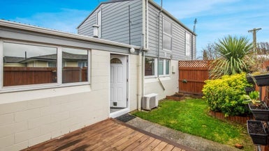 2/106 Sparks Road, Hoon Hay, Christchurch - Carousel 1