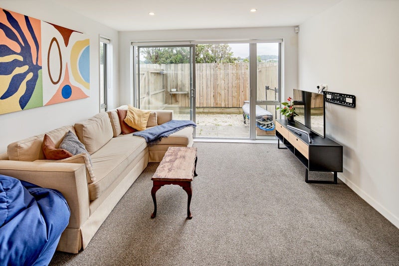 10/36 Tacy Street, Kilbirnie, Wellington - Carousel 1