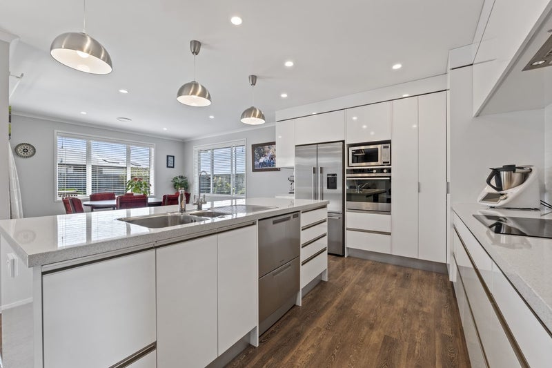 482B Carrington Road, Hurworth, New Plymouth - Carousel 2