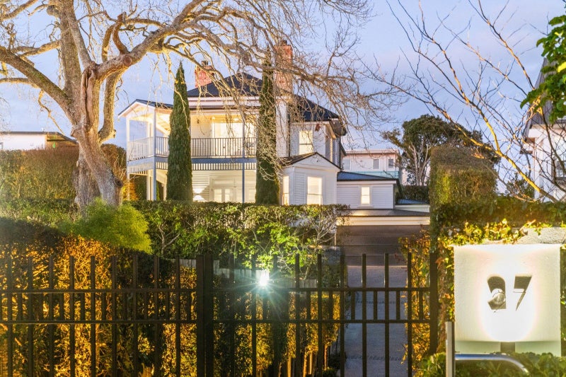 27 Sentinel Road, Herne Bay, Auckland - Carousel 2