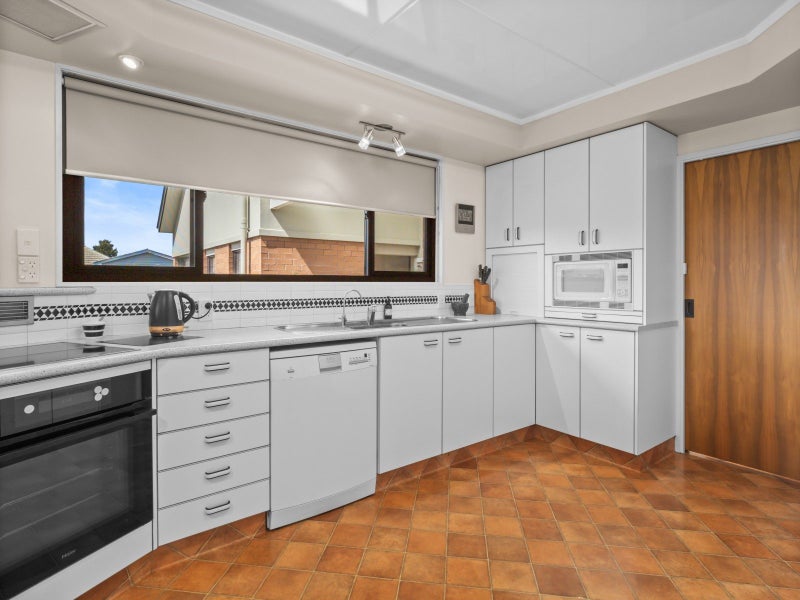 14 Connor Place, Netherby, Ashburton - Carousel 2