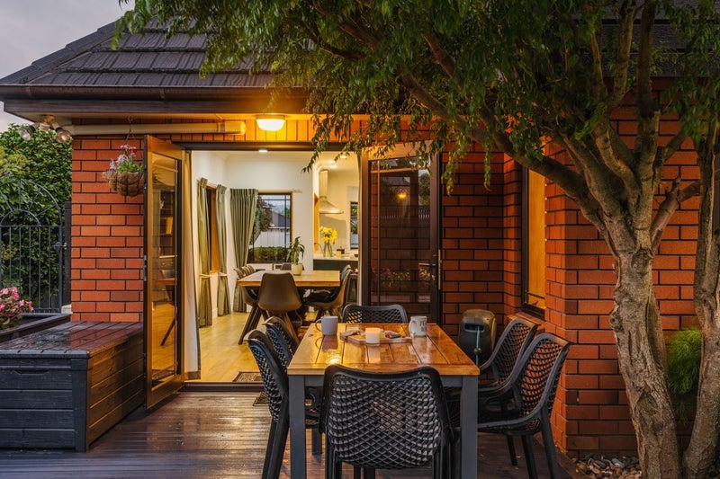 23 Balmoral Drive, Terrace End, Palmerston North - Carousel 2