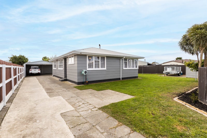 10 Wallis Place, Onekawa, Napier - Carousel 1
