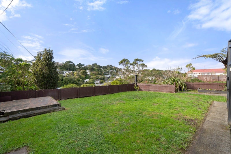 123 Newlands Road, Newlands, Wellington - Carousel 2