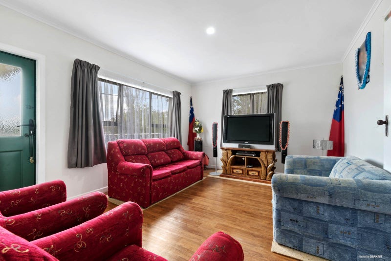 25 Dawson Road, Otara, Auckland - Carousel 2