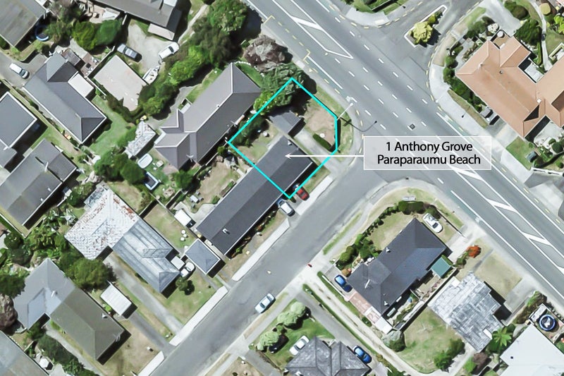 1 Anthony Grove, Paraparaumu Beach, Paraparaumu - Carousel 21