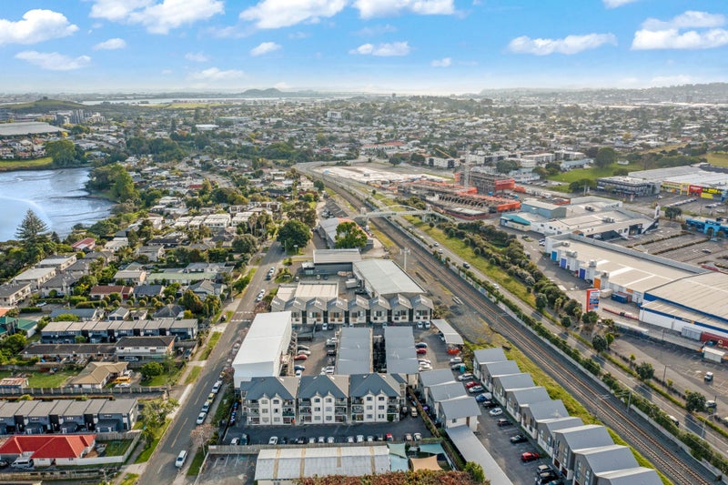 33/51 Ireland Road, Panmure, Auckland - Carousel 18