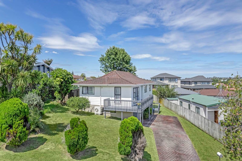 3 Glenshee Place, Highland Park, Auckland - Carousel 2