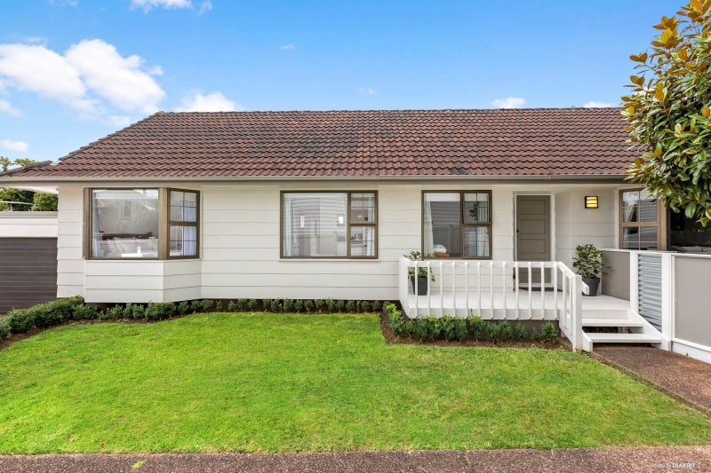 7 Miro Road, Greenlane, Auckland - Carousel 1