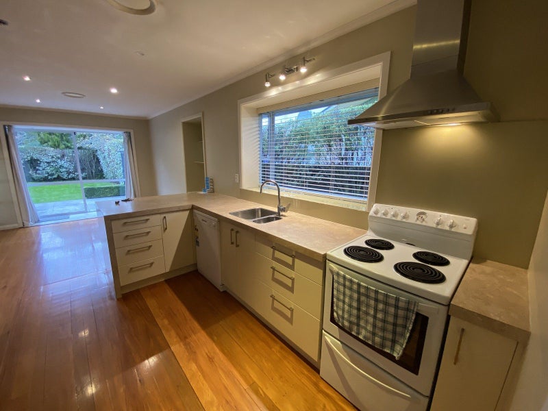 8 Yardley Street, Avonhead, Christchurch - Carousel 2