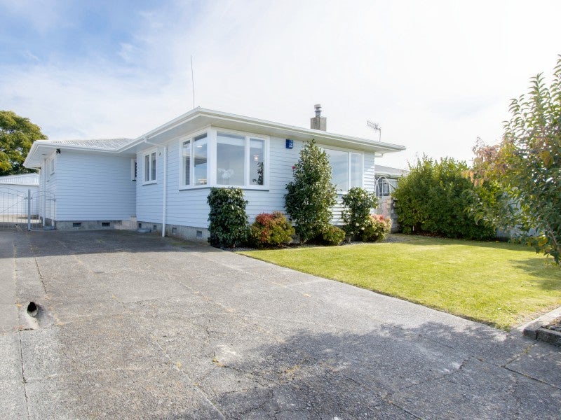 7 Dunn Place, Pirimai, Napier - Carousel 1