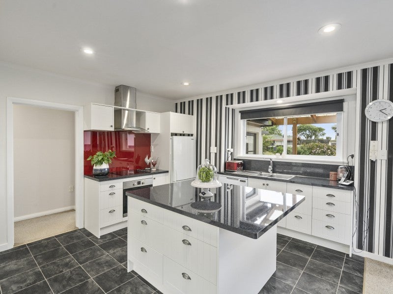 44 Birmingham Street, Takaro, Palmerston North - Carousel 2