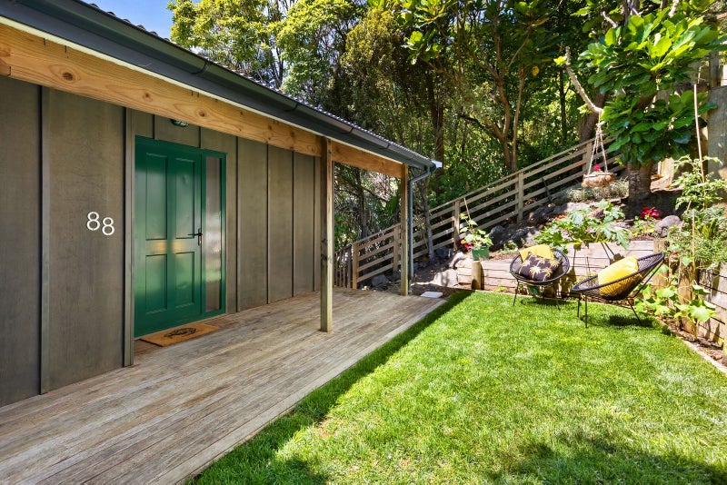 88 Victory Road, Laingholm, Auckland - Carousel 2